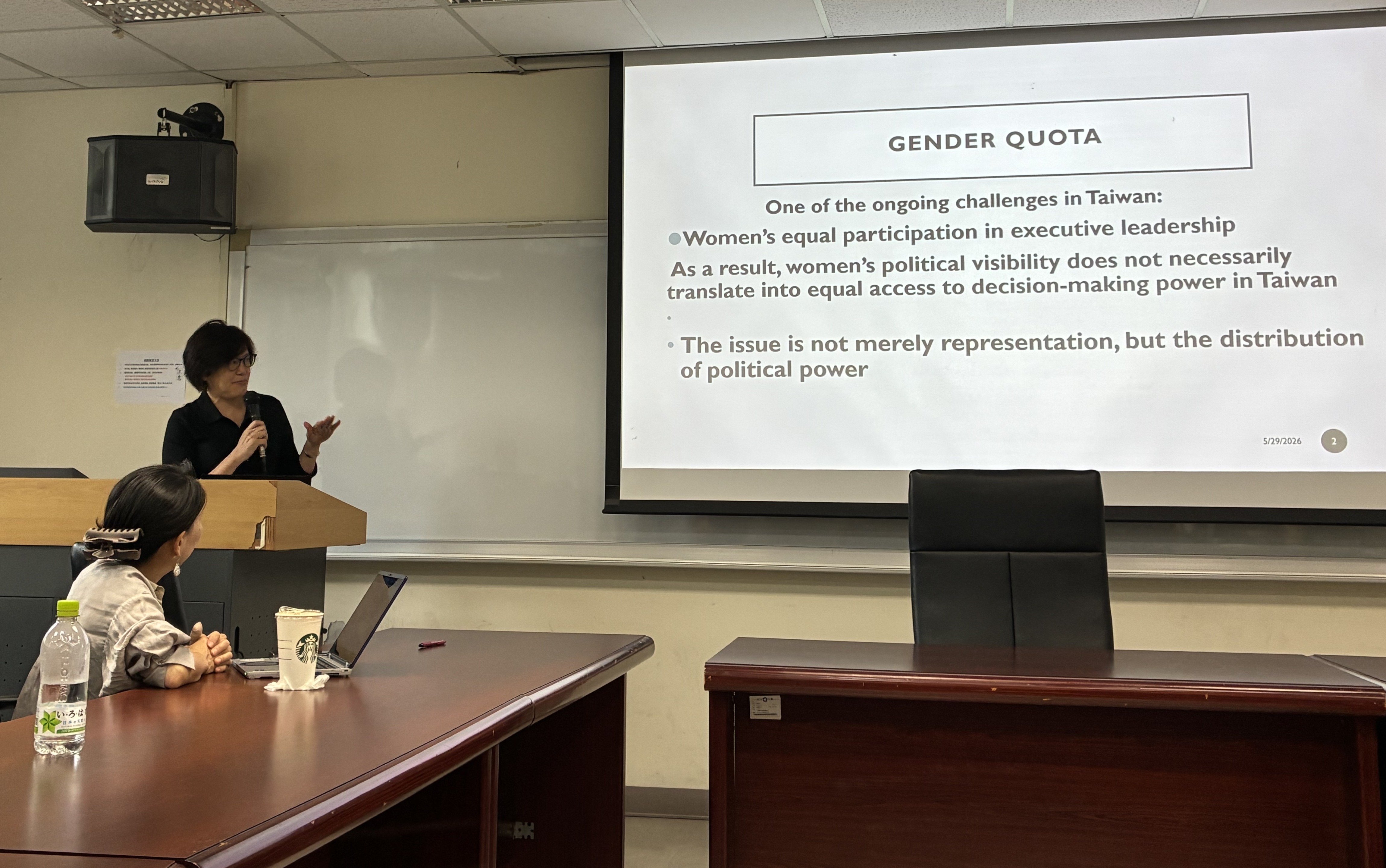 Professor Nien-hsuan Fang explains Taiwan’s gender quota system in representative elections.